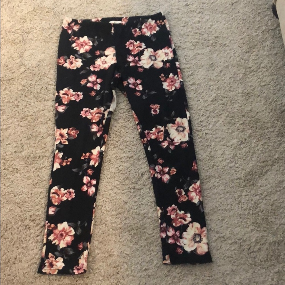 💰 3/$25 Size L Active USA leggings